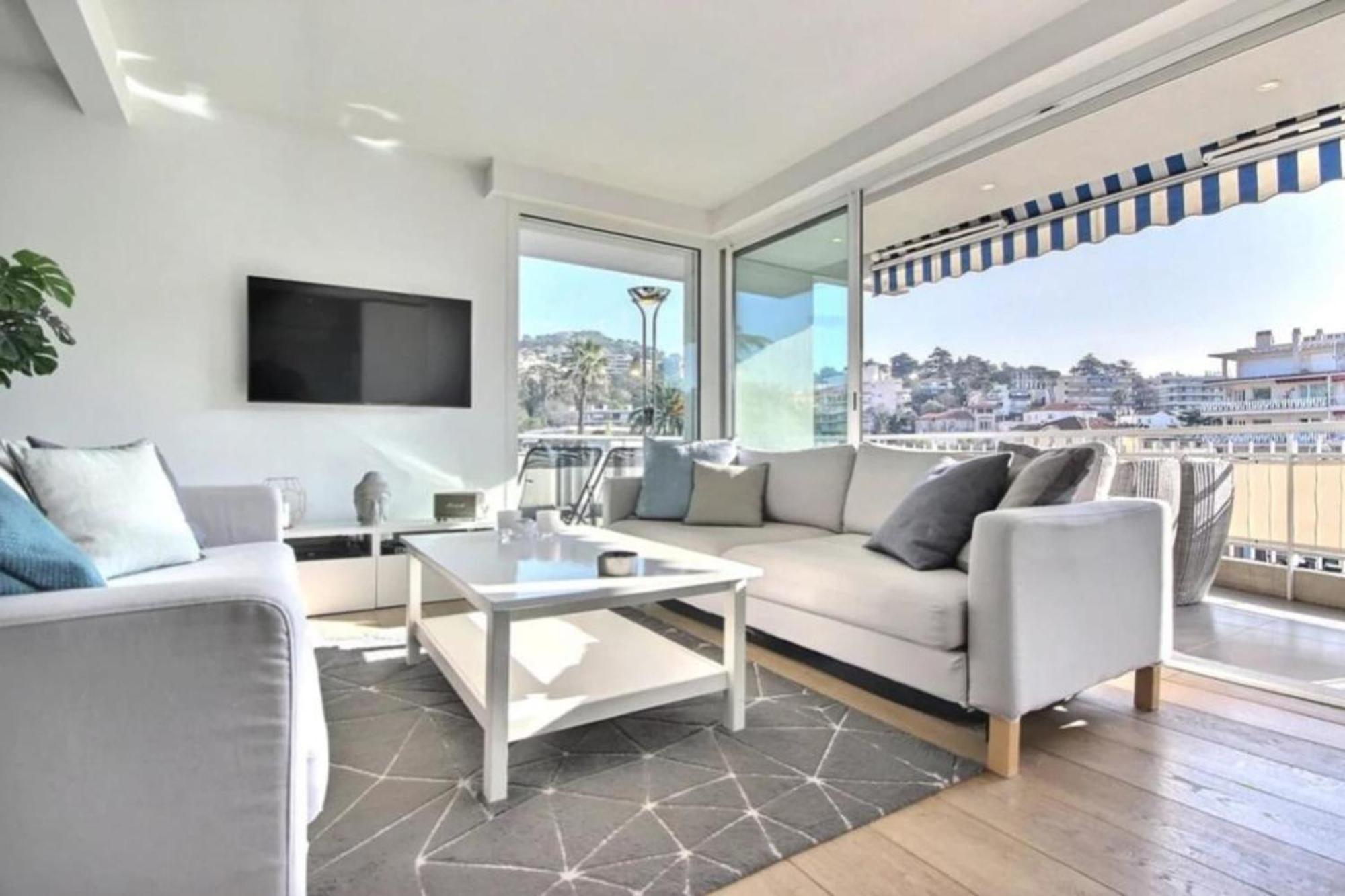 Beautiful T3 With Spacious Balcony
